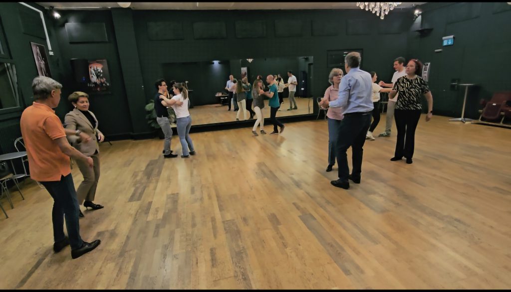 screenshot 20251103 142954 gallery